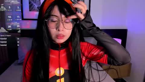 Snapshot of vi_anaya chatting on 11.06.25 Anaya online show from 11.06.25