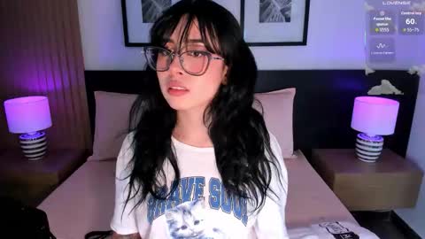 Snapshot of vi_anaya chatting on 12.02.25 Anaya online show from 12.02.25