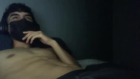 Snapshot of vicente24milf chatting on 10.29.25 vicente online show from 10.29.25