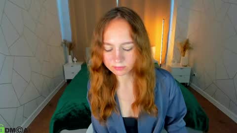 vicki_milles online show from 06.10.26