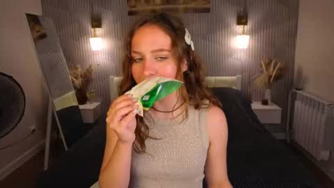 vicki_milles online show from 06.29.26