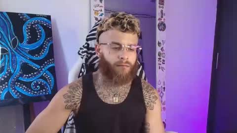 Snapshot of vickingcock7 chatting on 01.07.26 vickingcock7 online show from 01.07.26