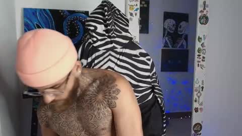 Snapshot of vickingcock7 chatting on 02.19.26 vickingcock7 online show from 02.19.26