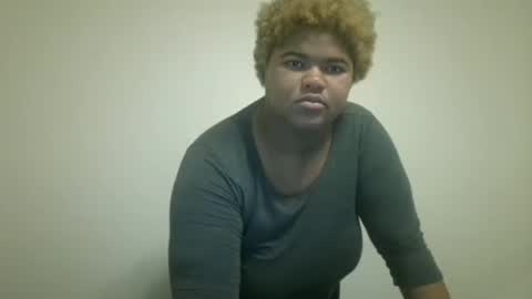 Snapshot of vickiryder56 chatting on 11.14.25 vickiryder56 online show from 11.14.25