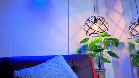 VICTORIA online show from 10.21.25