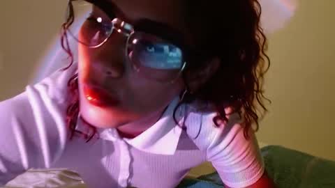 Vicky  online show from 01.09.25