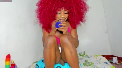 vicky manuela online show from 11.12.25