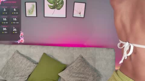 Snapshot of vicky_kittyy chatting on 04.24.26 Amy online show from 04.24.26