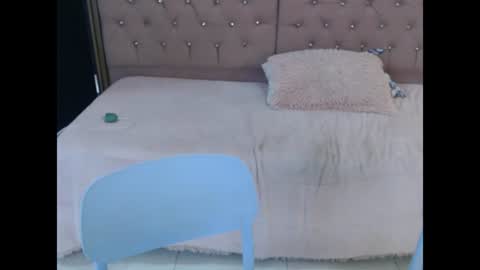 Victoria y Danniela online show from 06.13.26