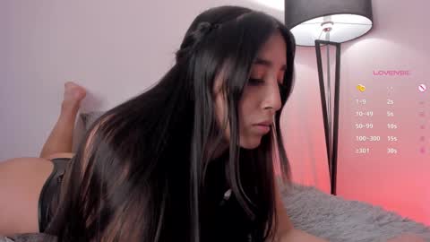 Snapshot of vico_sweety chatting on 11.28.25 Victoria online show from 11.28.25