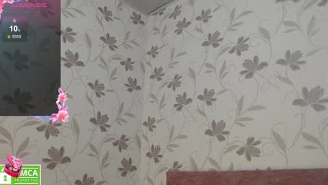 Victoria  online show from 01.18.25