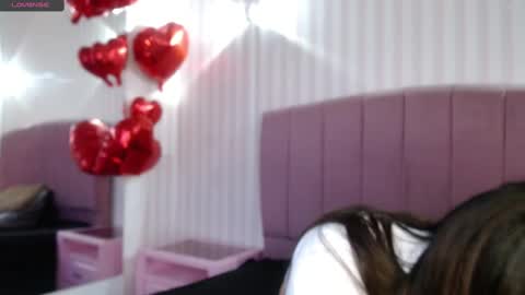 Victoria  online show from 02.20.25