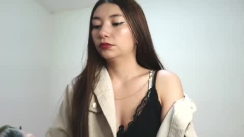 Victoria  online show from 03.17.26