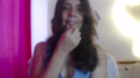 Snapshot of victoria25_meester chatting on 01.10.25 Hi guys Im victoria Be the one who can control me in PVT online show from 01.10.25