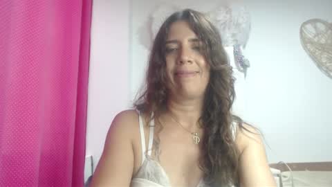 Hi guys   Im victoria  Be the one who can control me in PVT online show from 02.08.25