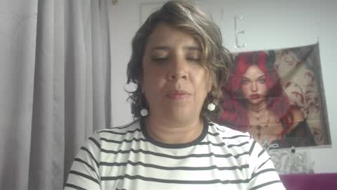 Snapshot of victoria25_meester chatting on 11.23.25 Hi guys Im victoria Be the one who can control me in PVT online show from 11.23.25