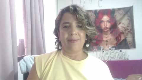 Snapshot of victoria25_meester chatting on 12.01.25 Hi guys Im victoria Be the one who can control me in PVT online show from 12.01.25