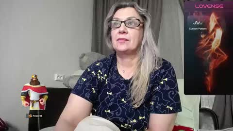 Snapshot of victoria50 chatting on 11.09.25 victoria50 online show from 11.09.25