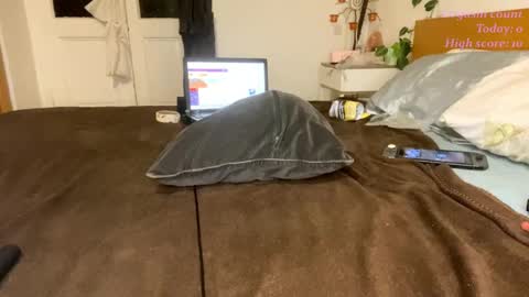 Snapshot of victoria97 chatting on 12.04.24 Victoria97 online show from 12.04.24