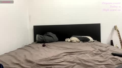 Snapshot of victoria97 chatting on 12.13.24 Victoria97 online show from 12.13.24