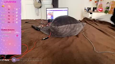 Snapshot of victoria97 chatting on 03.07.25 Victoria97 online show from 03.07.25