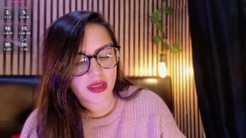 victorira online show from 10.04.25