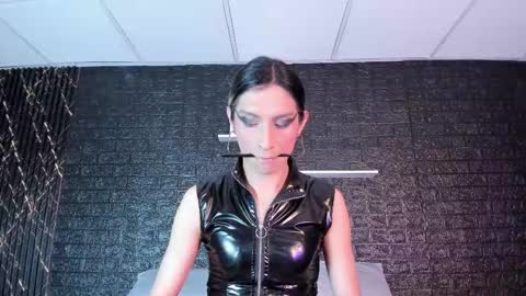 Victoria online show from 09.30.25