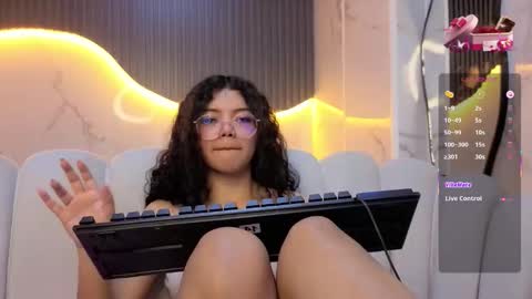 victoria_castillo_b online show from 02.13.26