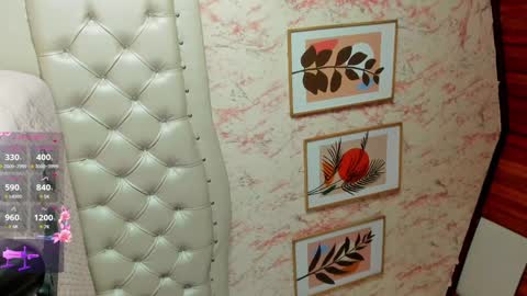 Snapshot of victoria_houston chatting on 01.27.25 Victoria Houston online show from 01.27.25