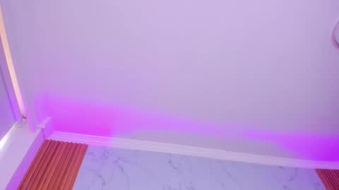 Snapshot of victoria_joliegb chatting on 12.11.24 Victoria Lozano online show from 12.11.24