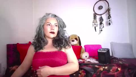 Victoria Lover online show from 01.13.26