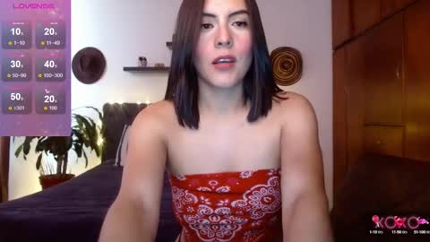 VICTORIA MARTELO online show from 12.06.24