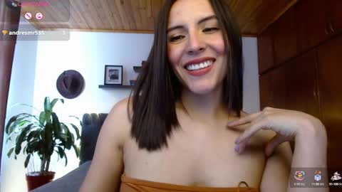 VICTORIA MARTELO online show from 02.10.25