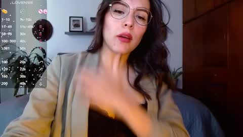 VICTORIA MARTELO online show from 10.09.25
