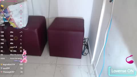 victoria online show from 01.25.25