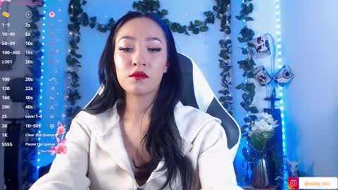 Victoria  online show from 10.22.25