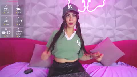 Victoria  online show from 01.10.26