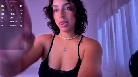 victoriaamelie online show from 02.28.26