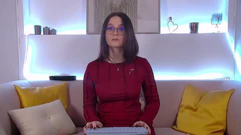 Victoria online show from 01.29.25