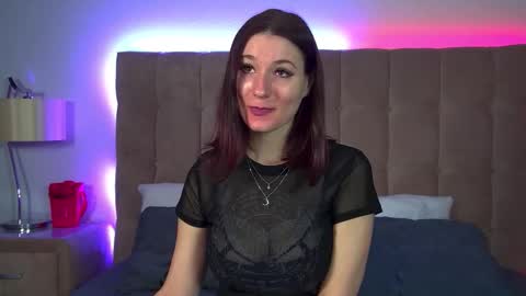 Victoria online show from 09.21.25