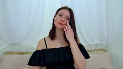 Victoria online show from 01.15.26