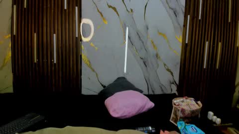 Victoria  online show from 10.24.25