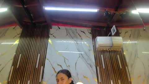 Victoria  online show from 03.29.26