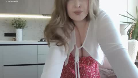 Snapshot of victoriafalls chatting on 05.05.26 Miss V online show from 05.05.26