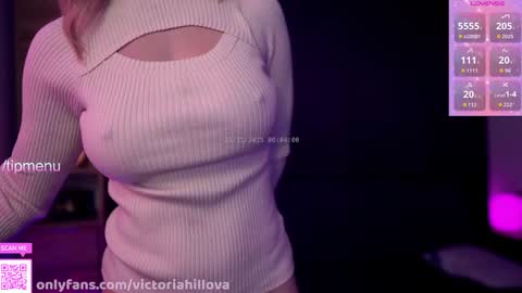 Snapshot of victoriahillova chatting on 11.20.25 Victoria Hillova online show from 11.20.25