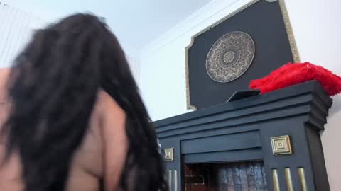 Snapshot of victoriajk chatting on 01.18.25 Victoria online show from 01.18.25