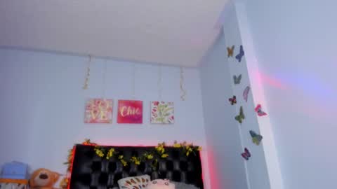 Snapshot of victorialarson2 chatting on 10.01.25 Victoria Larson - Independient Model online show from 10.01.25