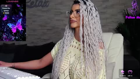 Victoria online show from 12.16.24