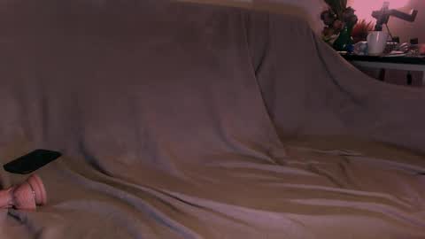 Eva and Victor online show from 10.05.25