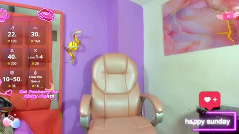 Snapshot of victoriaobey chatting on 11.17.25 victoriaobey online show from 11.17.25